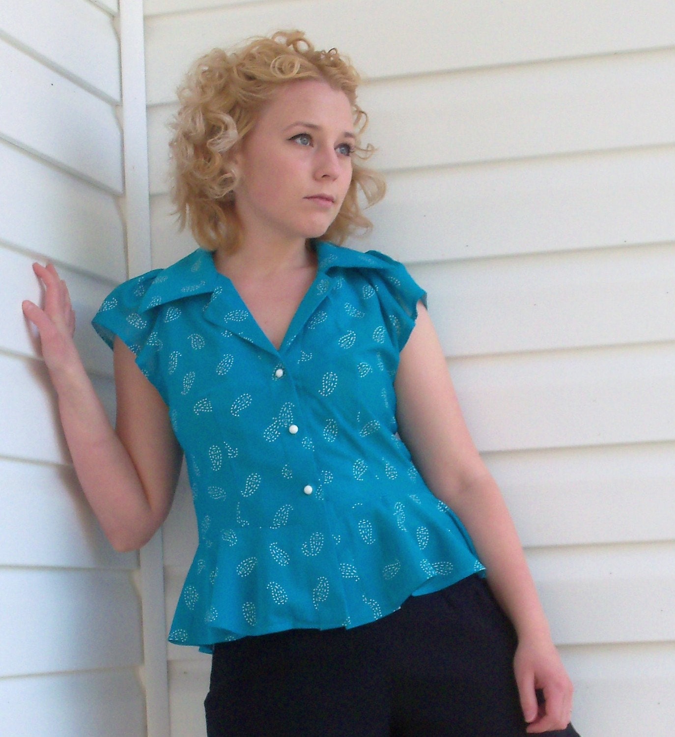 Blouse Retro Paisley and Peplum Reconstructed