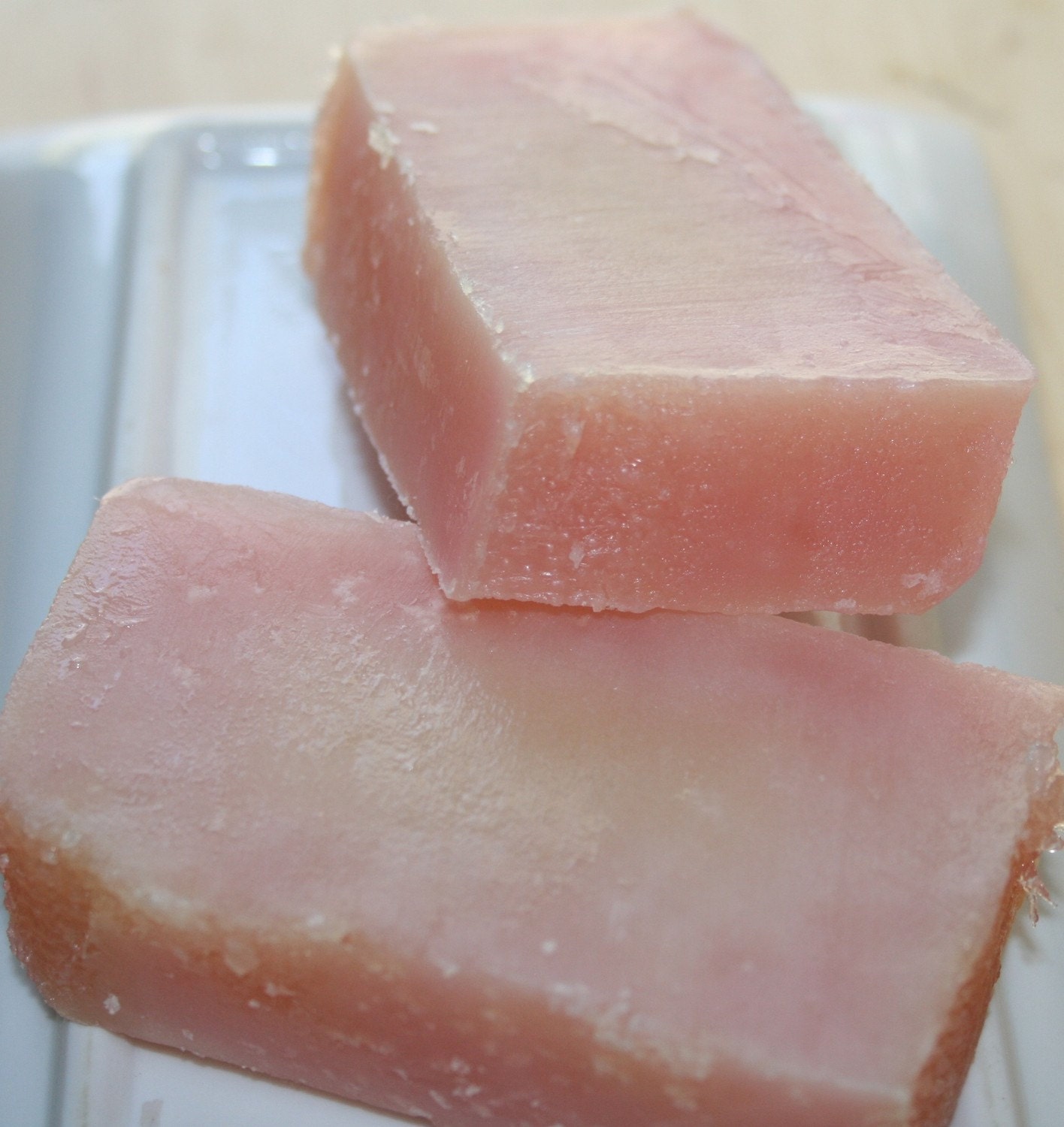 Geranium Rose and Palmarosa Shampoo Bar