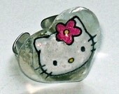 Hello Kitty heart ring