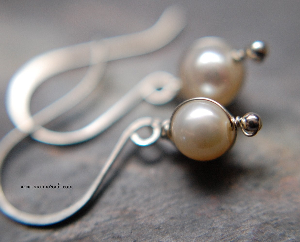 Luminous Earrings - White Pearls, Sterling Silver