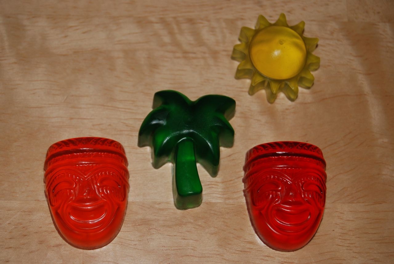 Hawaiian Luau Soap Set