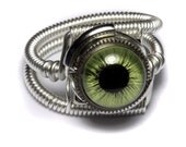 Cyberpunk Jewelry - Ring - Green taxidermy glass Eye