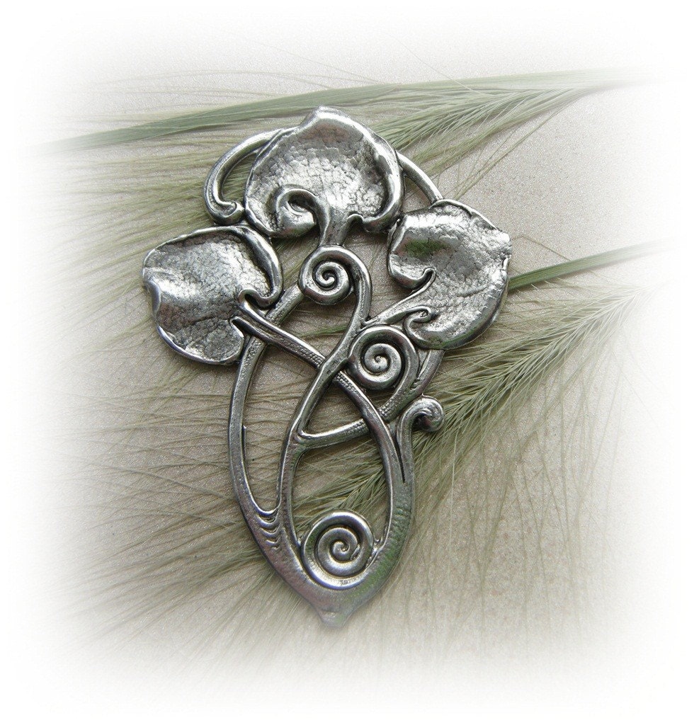 SALE 1 - Art Deco Lily Pads Silver Ox Brass Jewelry Finding - Brass Stamping (F)