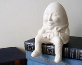 Humpty Dumpty Shelf Sitter