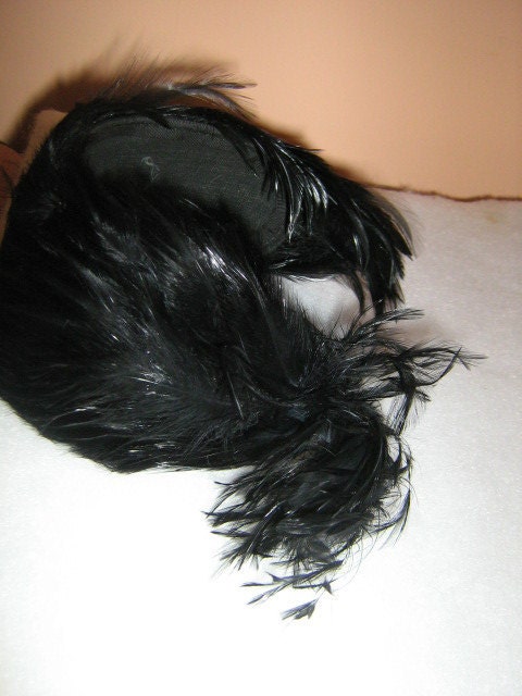 Vintage 1940s Black Ostrich Feather Cocktail Hat
