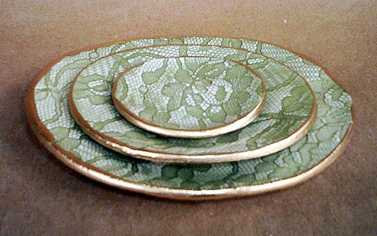 Ceramic Sage Green Lace Nesting Bowls