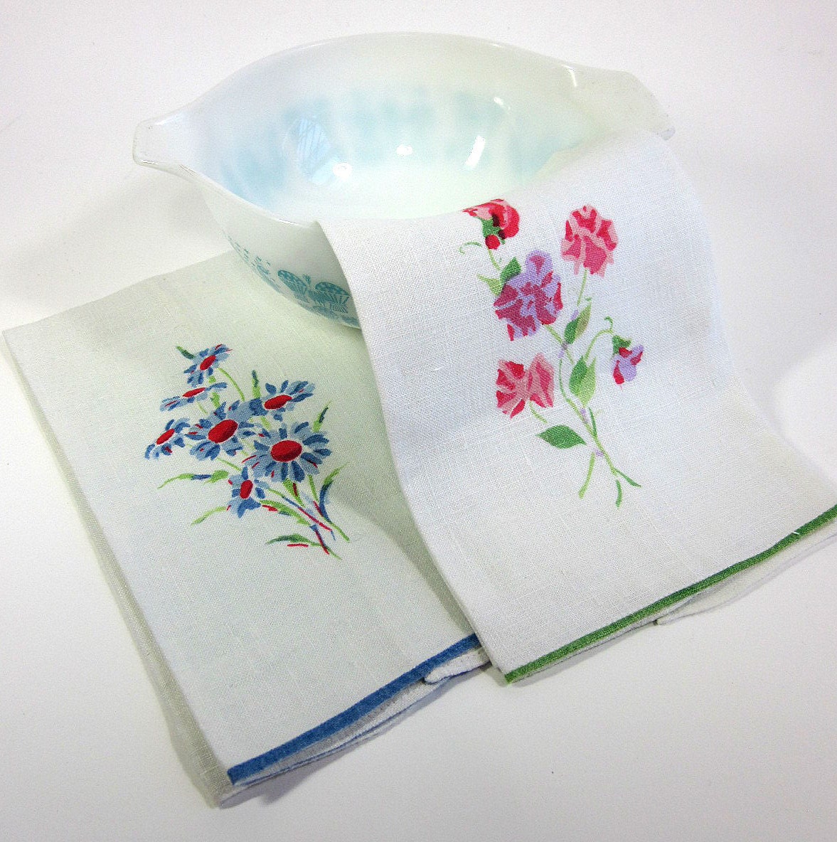 15% Off Storewide Sale // Vintage Kitchen Floral Tea Towel Set