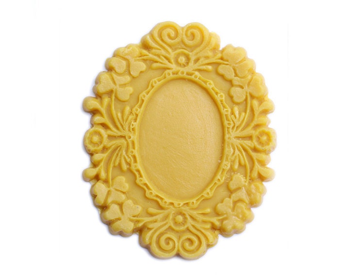 2pc mustard yellow vintage style nouveau pendant resin 18x25mm cabochon setting NPEN008-50mm-MUST