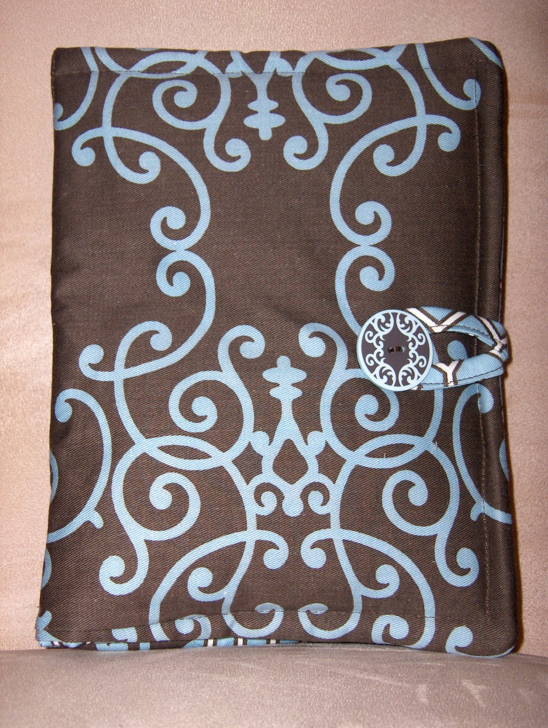 Soft Scrolls iPad 2 Case (Ready to Ship)