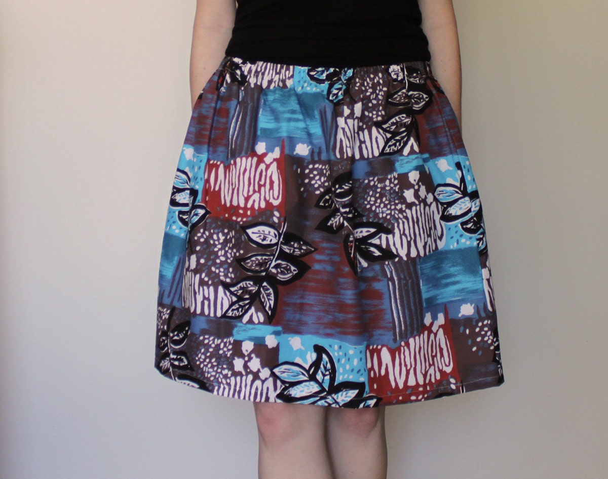 Mary Ann Knee Length Gathered Skirt in Vintage Brown Leaves Fabric sz 32 M/L