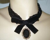 Gothic lolita black lace and velvet ribbon choker/necklace