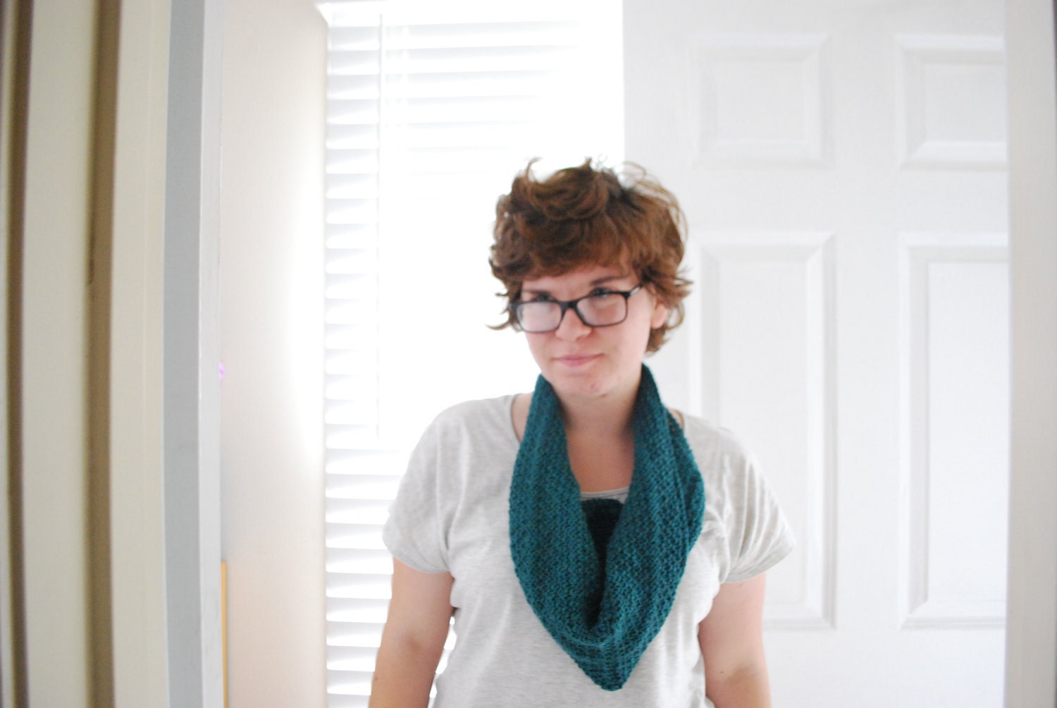 Peacock Textured Triangle Shawlette