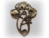 1 - Art Deco LILY PADS Brass Ox Finish - Jewelry Finding - Stamping (F)