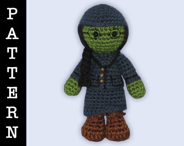 Crochet Pattern - Amigurumi Elphaba