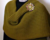 Knit Scarf Stole Crochet Edge Reversible Chartreuse Daisy Flower Brooch