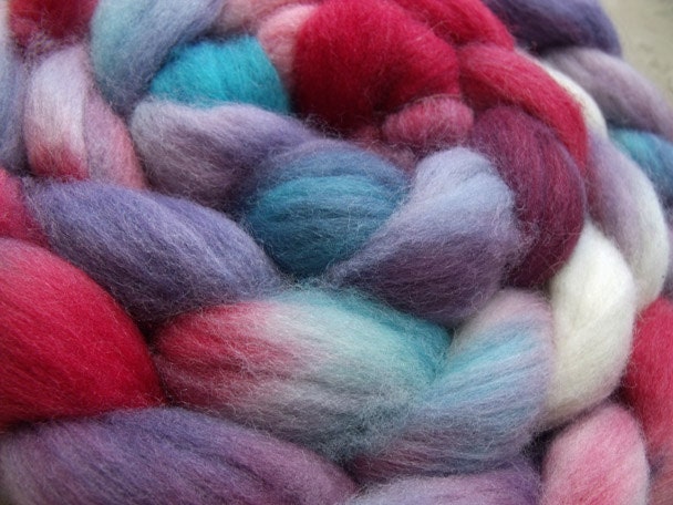 4.02 oz/114g Polworth Top in Gently Does It