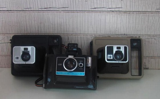 instant collection - set of 3 vintage polaroid cameras