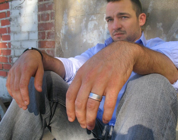 Men's Wedding Band