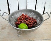 Colander, Footed Star, Vintage, Strainer, Farmhouse Decor, Aluminum by quirkyessentials on Etsy