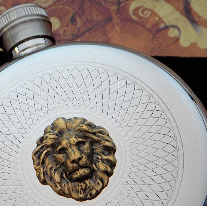 Pocket Flask Brass Lion Animal Gothic Victorian Round Silver Plated Vintage Style Steampunk