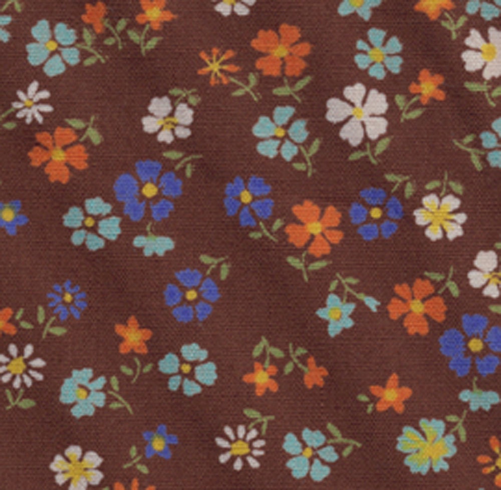 Sevenberry Cluster Flowers (Brown) - Japanese Fabric FQ