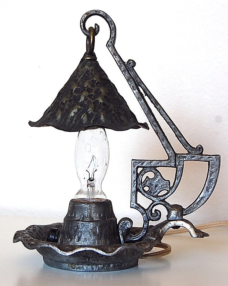 Vintage Deco Style Metal Lamp with scalloping and dangling shade