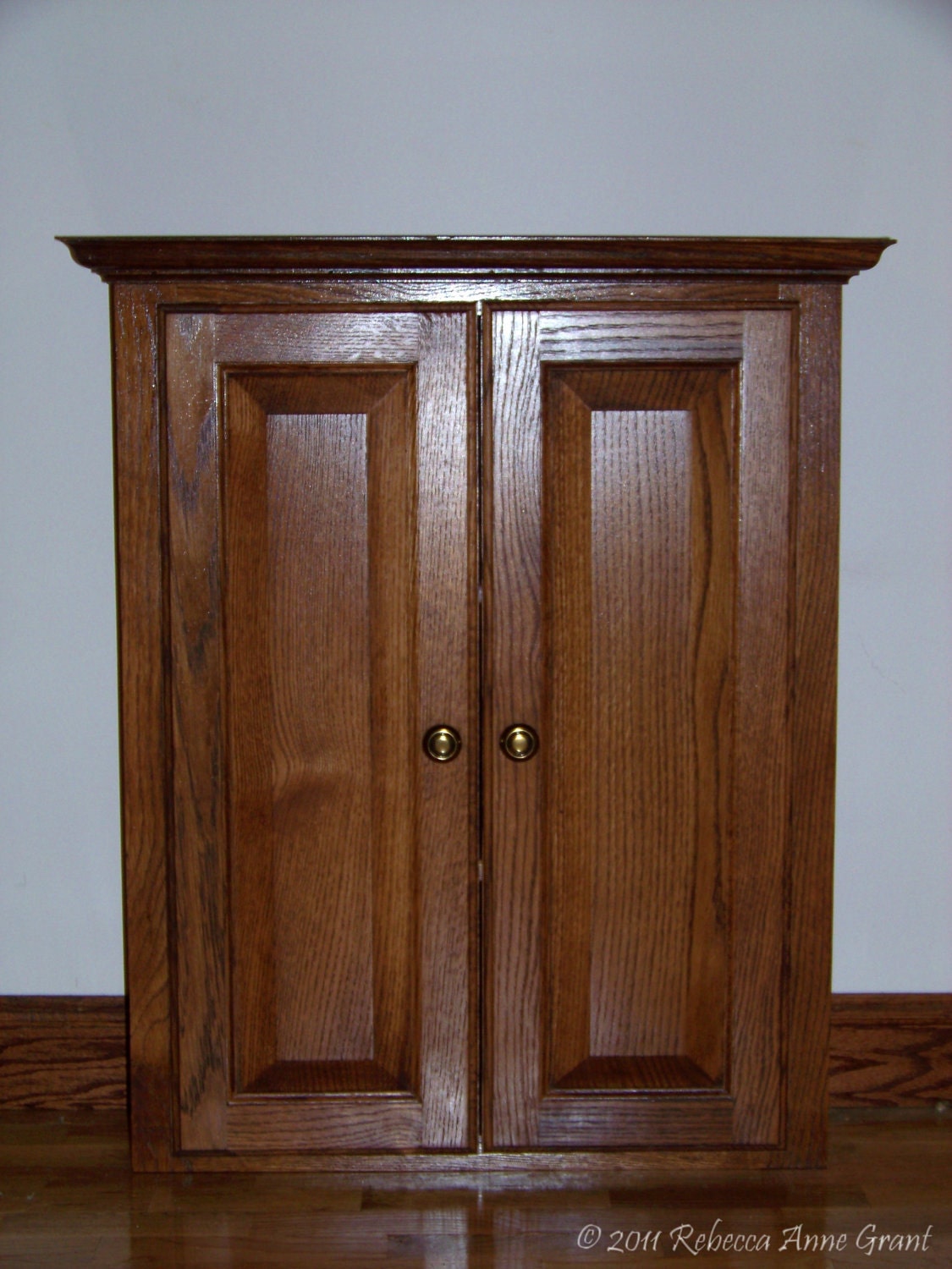 Solid White Oak Raised Panel Door Wall Cabinet