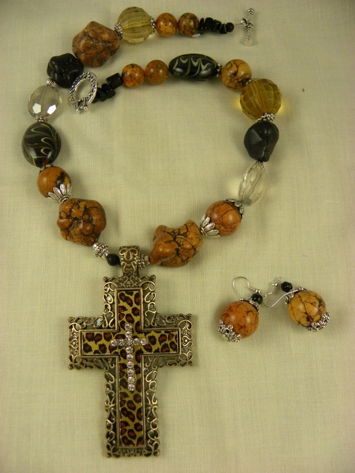 Animal Cross Necklace Turquoise Black Brown