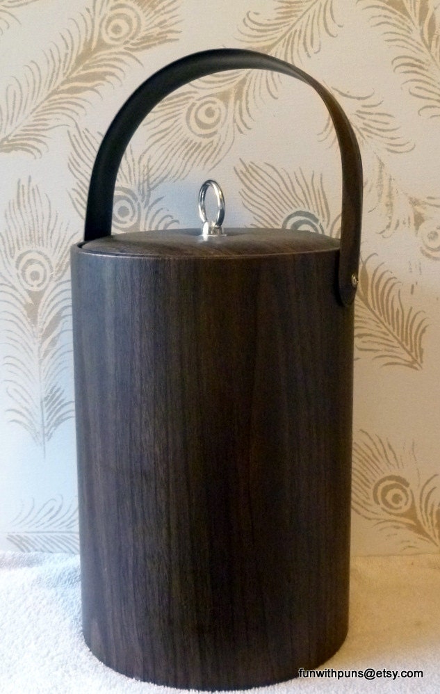 Swanky Woodgrain Wine Chiller or Ice Bucket - Mesmerize your Dinner Guests - FREE SHIP