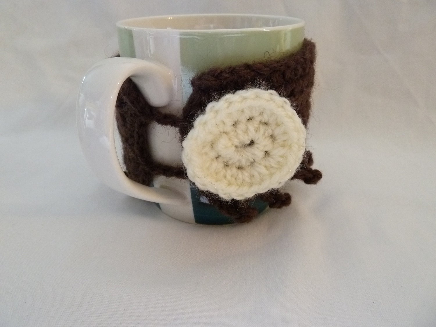 Crocheted Tea and Coffee Mug Cosy in Chocolate Brown with Vanilla Cookie Button - Crochet - Cozy - Warmer - Sleeve