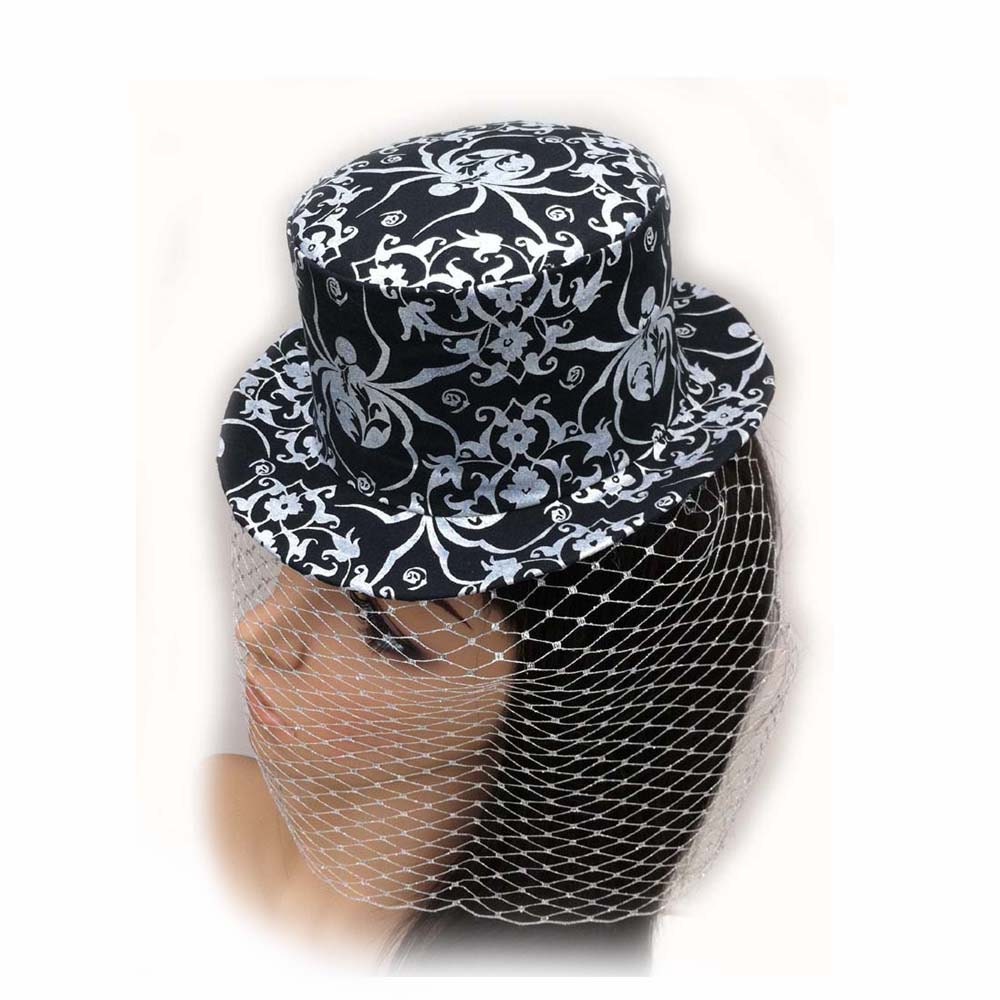Metallic Silver Spider Small Traditional Top Hat with French Metallic Silver Birdcage Veil