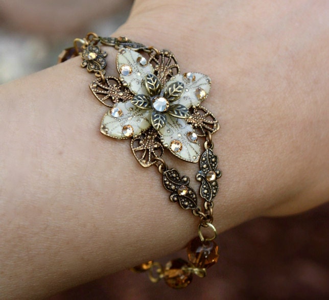 Ivory flower bracelet - weddings jewelry bridal jewelry ivory flower everyday wear jewelry