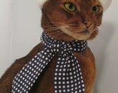 Neck scarf in Navy with small white dot print