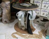 French Shabby and Chic, Cottage  Style Embellished Bobbin in green and black Mon Ami