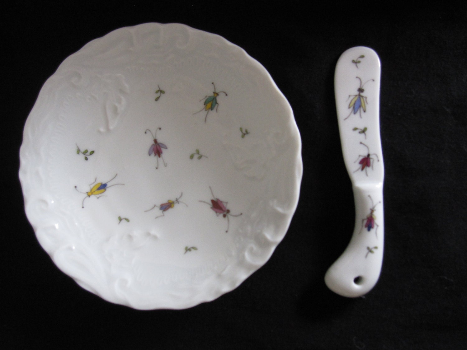 plate/dish and knife, Limoges porcelain, hand painted