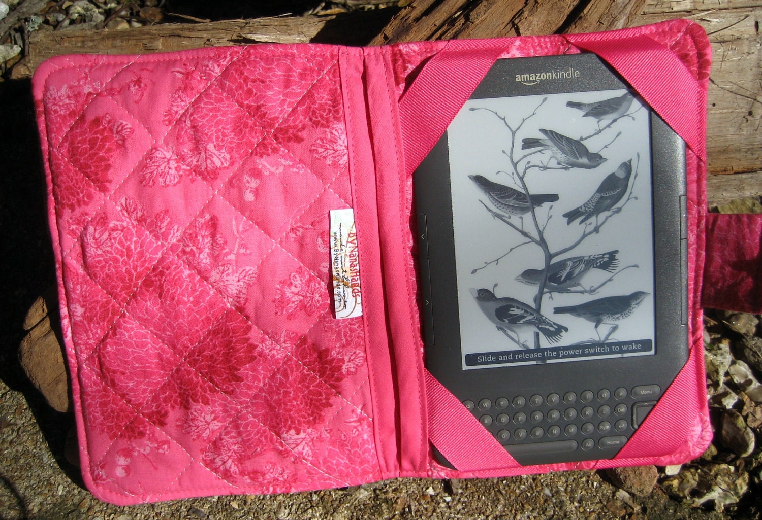 Kindle 3 eReader and Kindle Fire Cover Bright Pink Mums