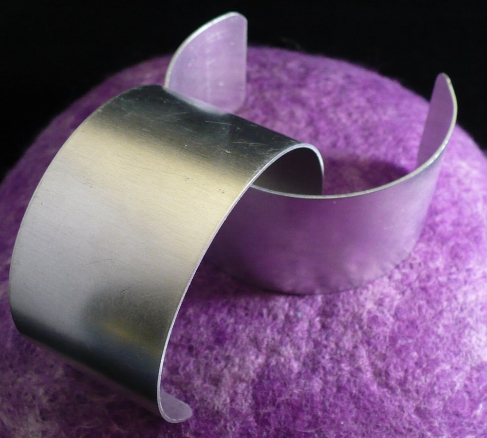 Lightweight aluminum cuff bracelet unfinished