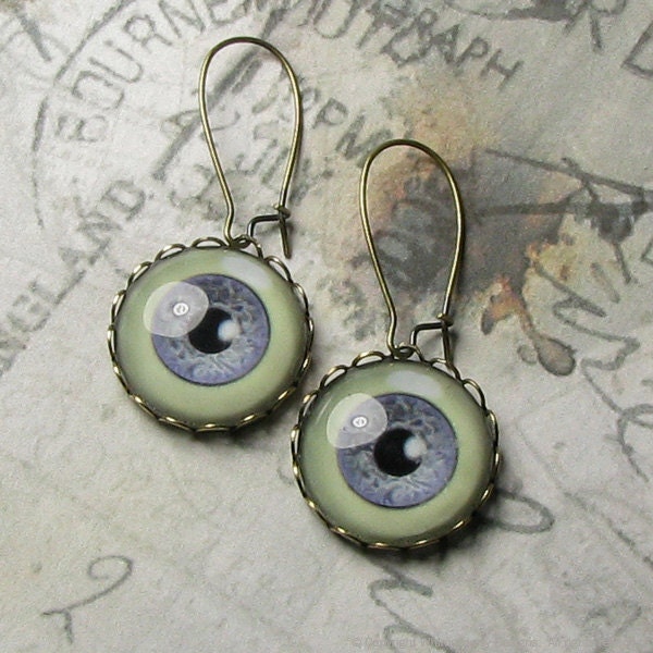 Victoriana Style Spooky Eyeball Earrings