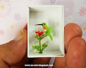Tiny Miniature Hummingbird - Micro Crochet Birds - Hummmingbird in Green Red