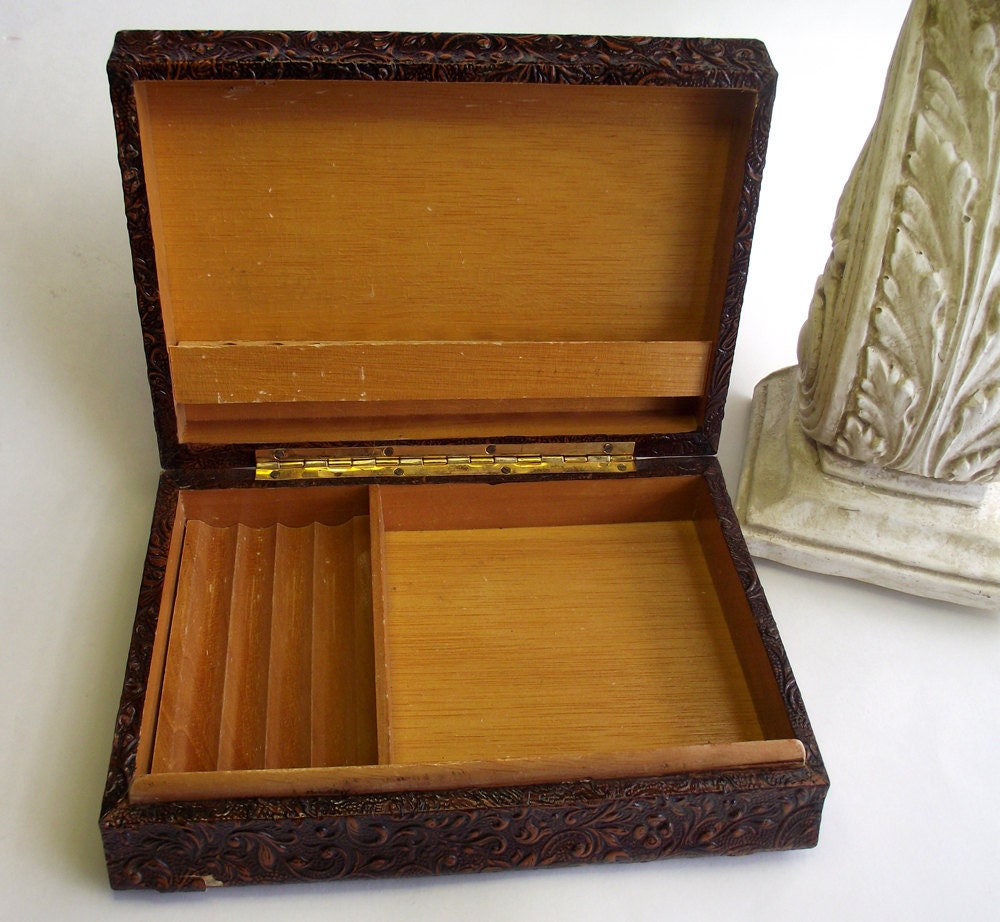 Vintage Don Quijote de la Mancho Leather and Wood Cigar and Cigarette Book Box