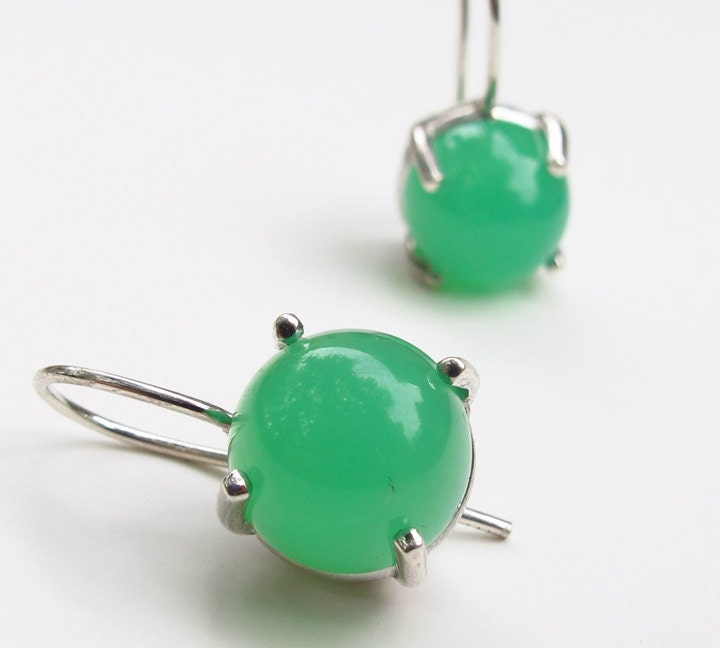 Green Chalcedony Cabochon Earring Sterling Silver