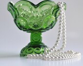 Vintage-L.E. Smith-Shiny Green- Ice-Moon-Stars-Compote-Mint