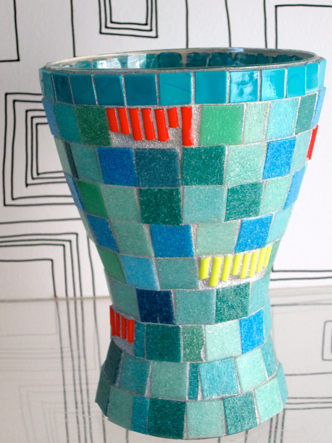 Vitreous Mod Vase