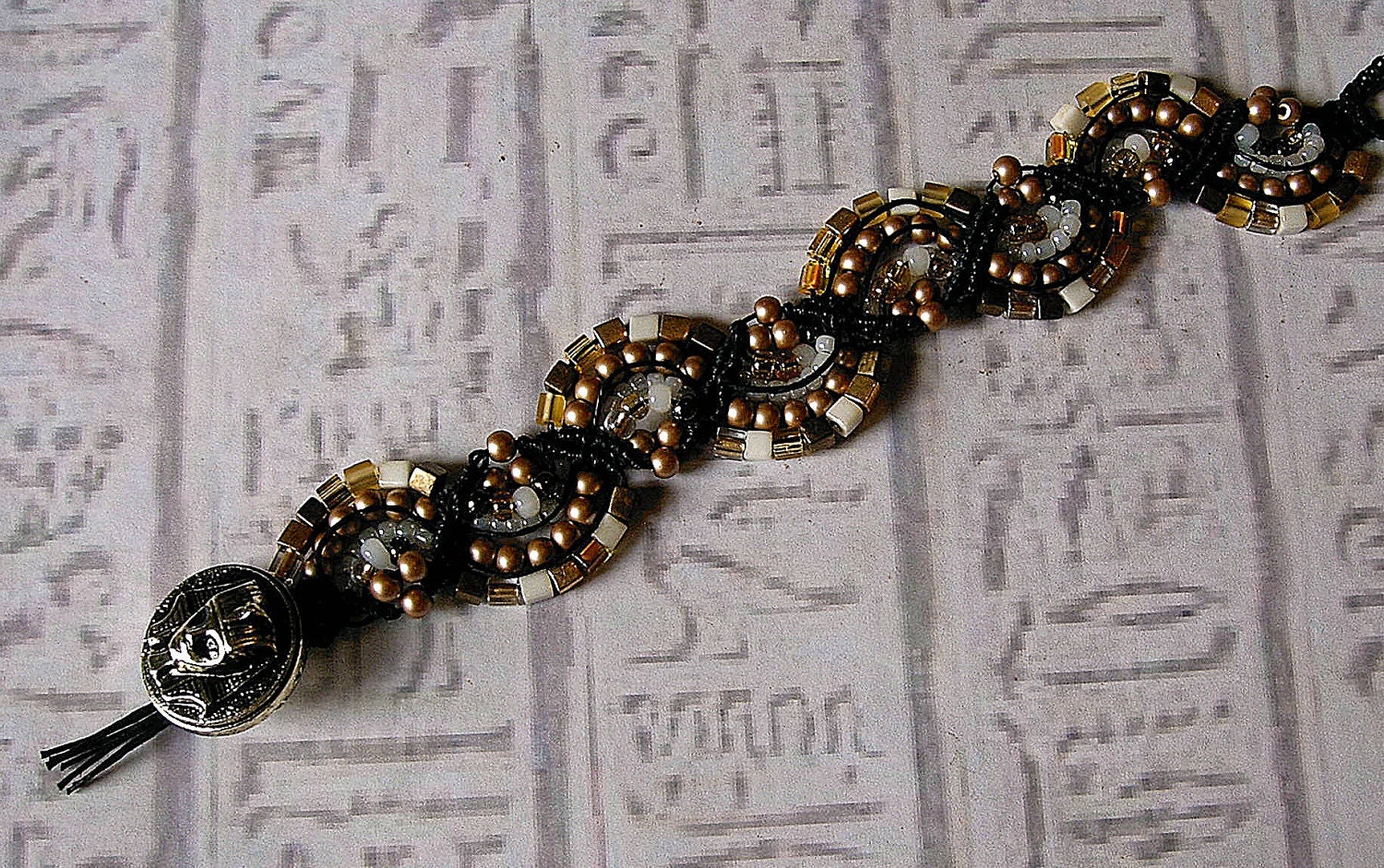 Micro macrame bracelet. Black and gold hemp bracelet. Micromacrame jewelry.
