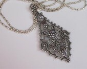 Filigree Pendant Necklace
