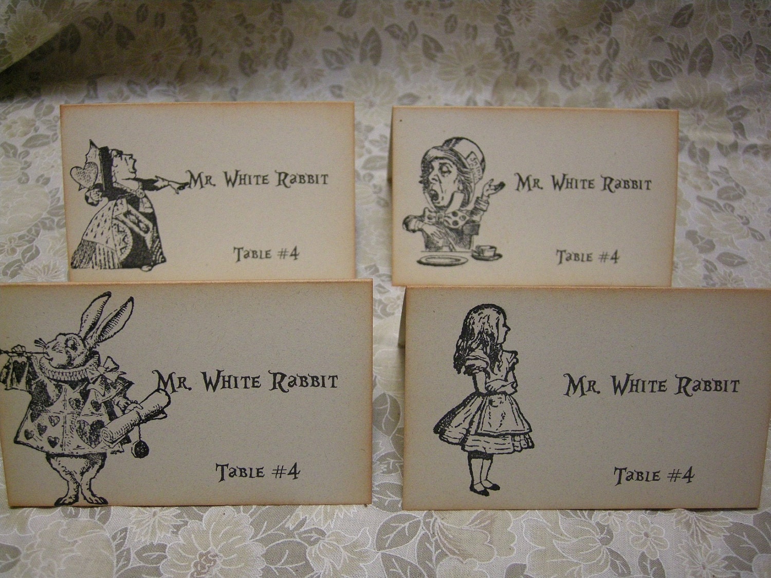 Alice in Wonderland Name Cards - Wedding, Birthday, Special Gathering - Custom - Red Queen, Mad Hatter, White Rabbit - Set of 40