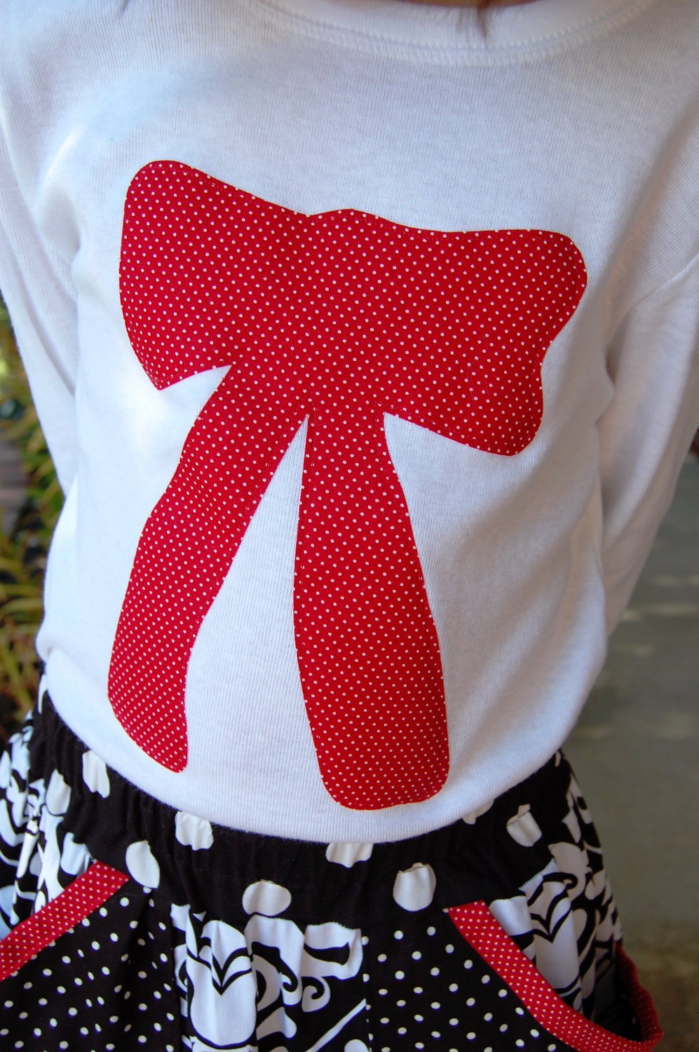 Red Bow White Long Sleeve T Shirt Holiday Seasonal Christmas
