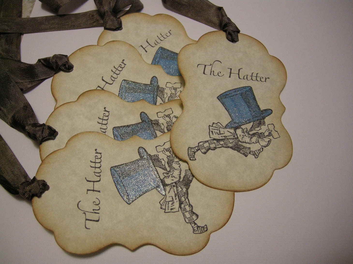 Vintage Style Mad Hatter Gift Tags - Alice in Wonderland - shabby chic style, glitter, tea party tags, present tags - Set of 5
