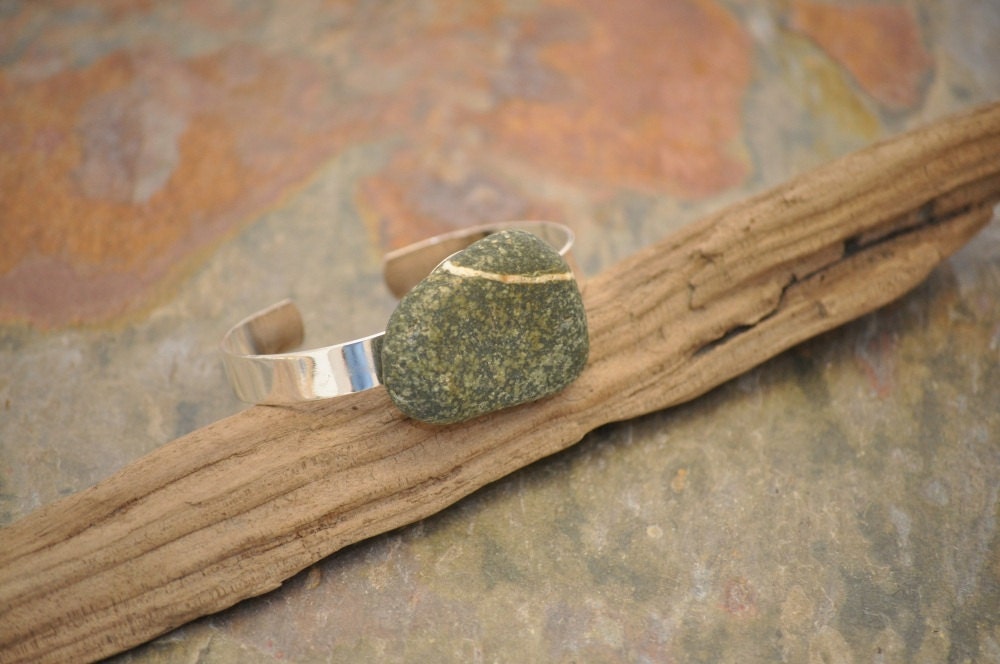 Cuff Bracelet with a Tumbled Beach Stone - Emerald Wish