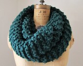 Super Snuggly Chunky knit cowl Forrest Green